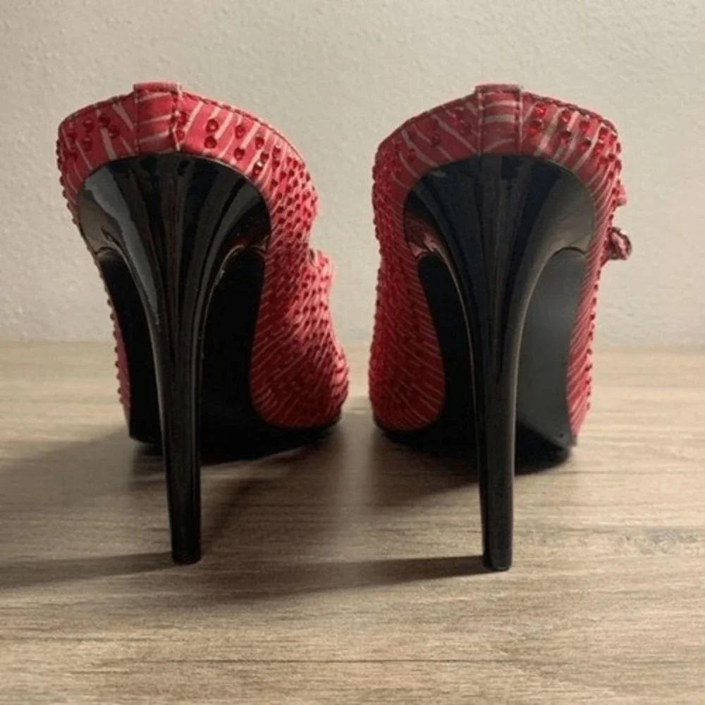 CARLOS SANTANA Red Zebra Rhinestone‎ Stiletto Heeled Sandals Women Size 6
